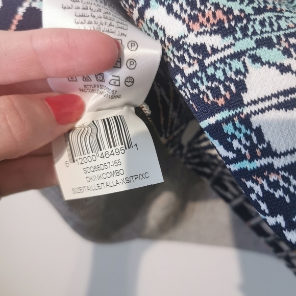 BCBGMAXAZRIA XS/S Wilma feather print exposed lower back - Picture 11 of 12